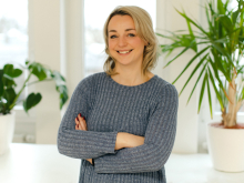 Vivian Hannebohm lächelt in die Kamera.